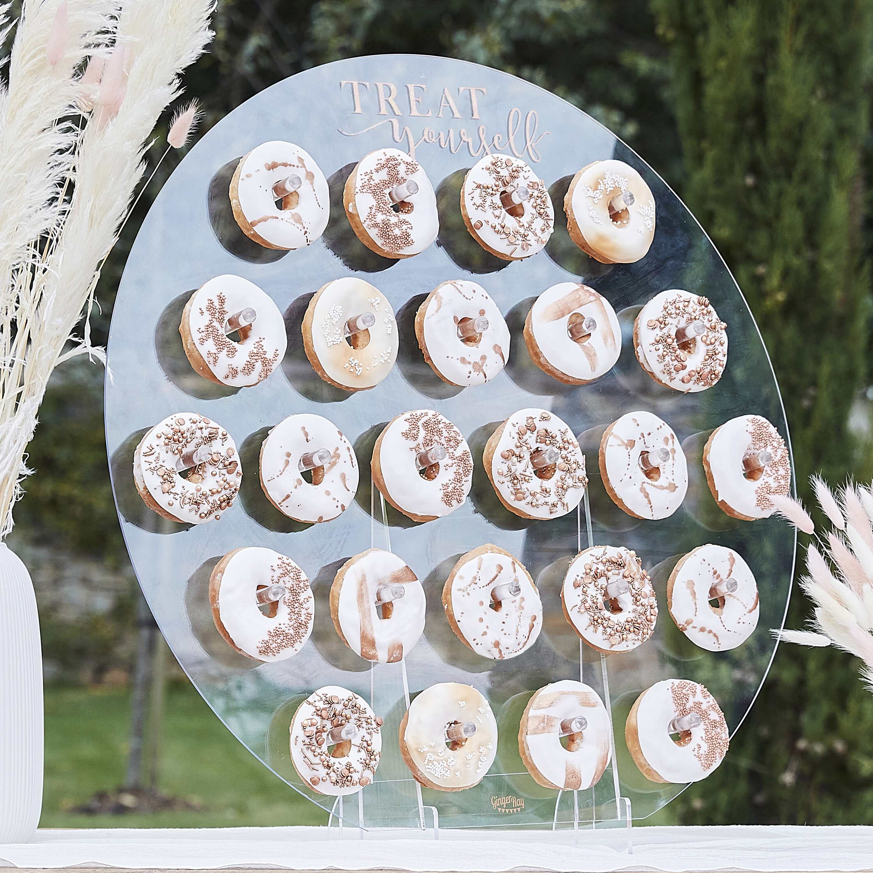 Acrylic Donut Stand | Ginger Ray