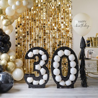 How To Host a Wild and Fun Jungle Theme Party - STATIONERS