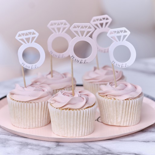 Cupcakes & Cupcake Cakes | tastypastryshoppe
